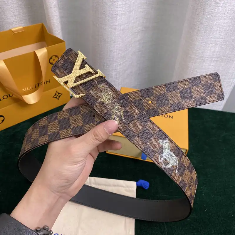 LV Belts 2202XA0012