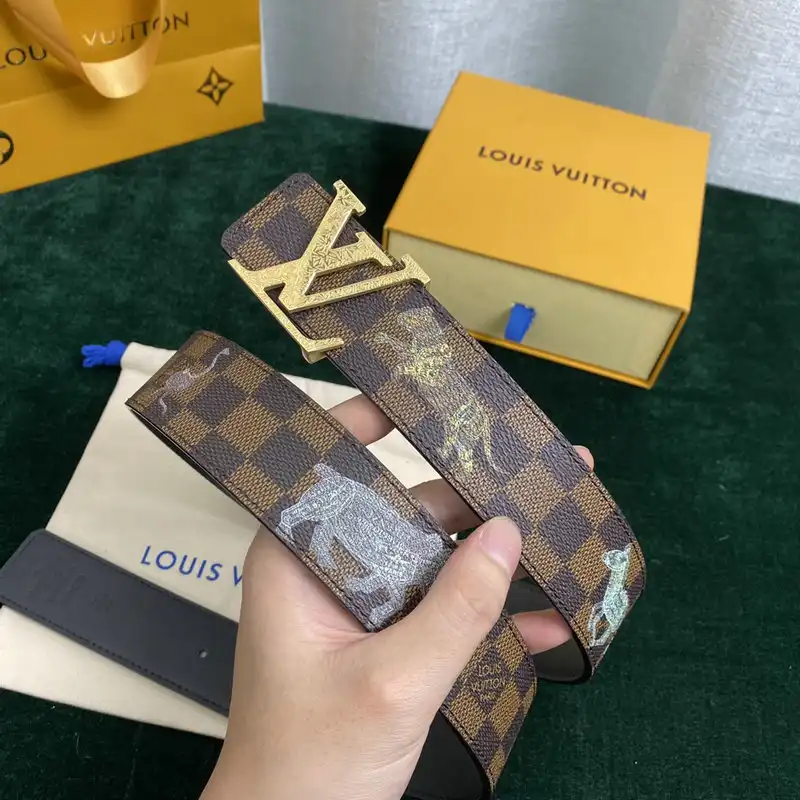 LV Belts 2202XA0012