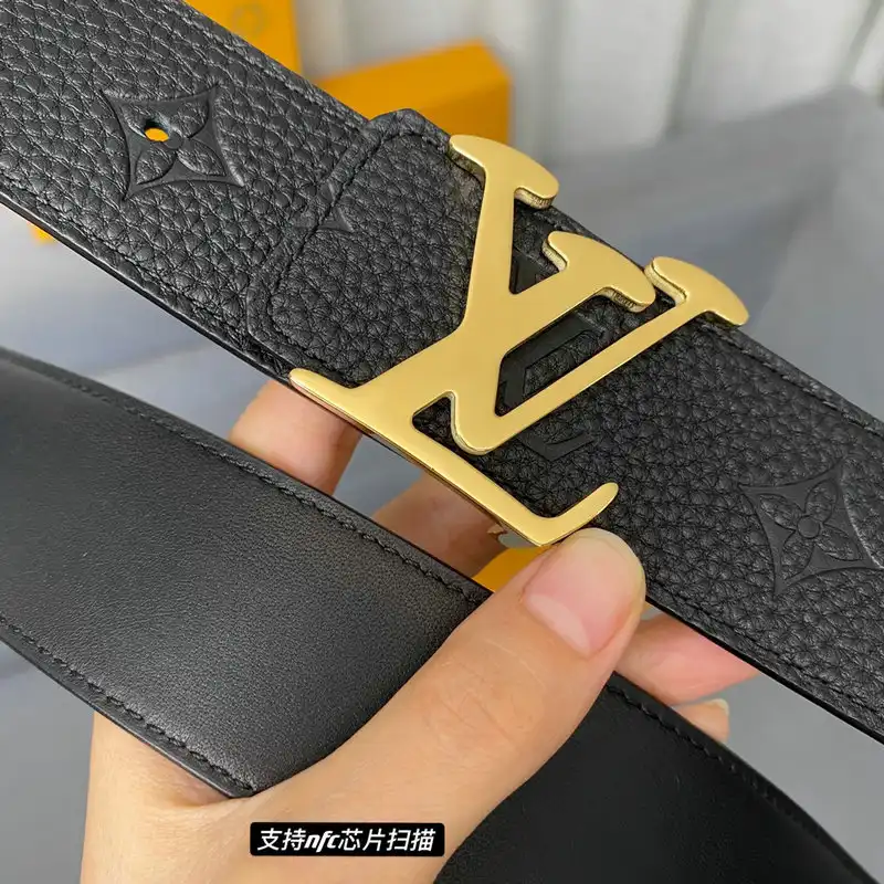 LV Belts 2202XA0045