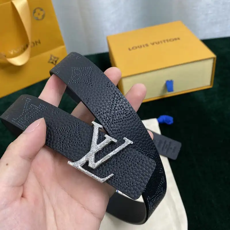 LV Belts 2202XA0047