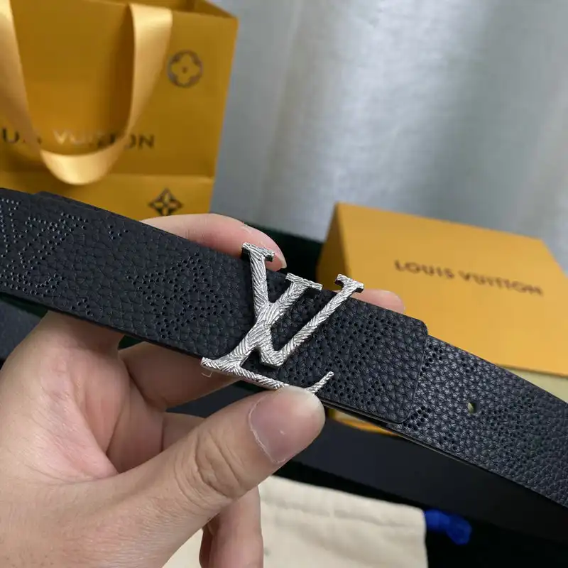 LV Belts 2202XA0047