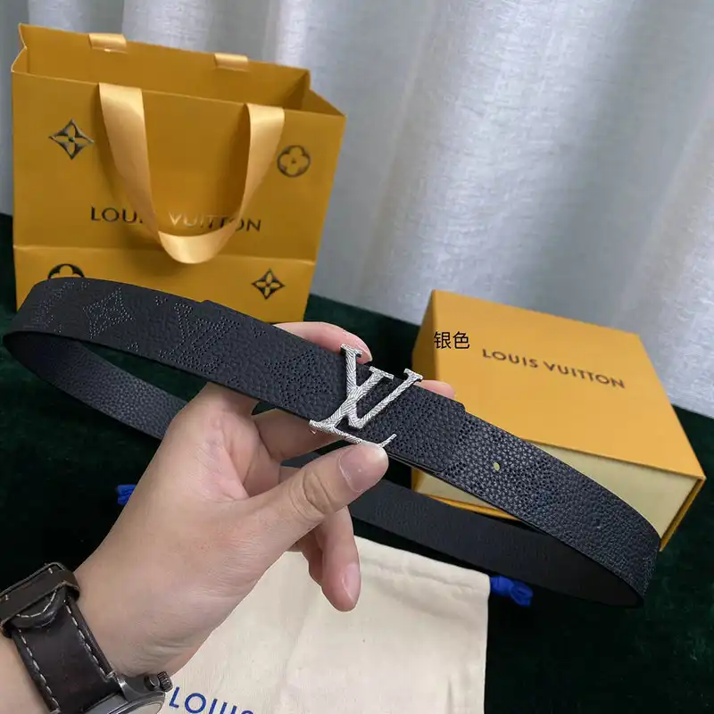 LV Belts 2202XA0047