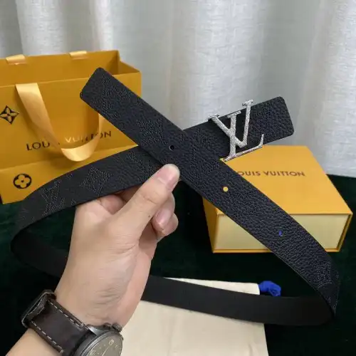 LV Belts 2202XA0047