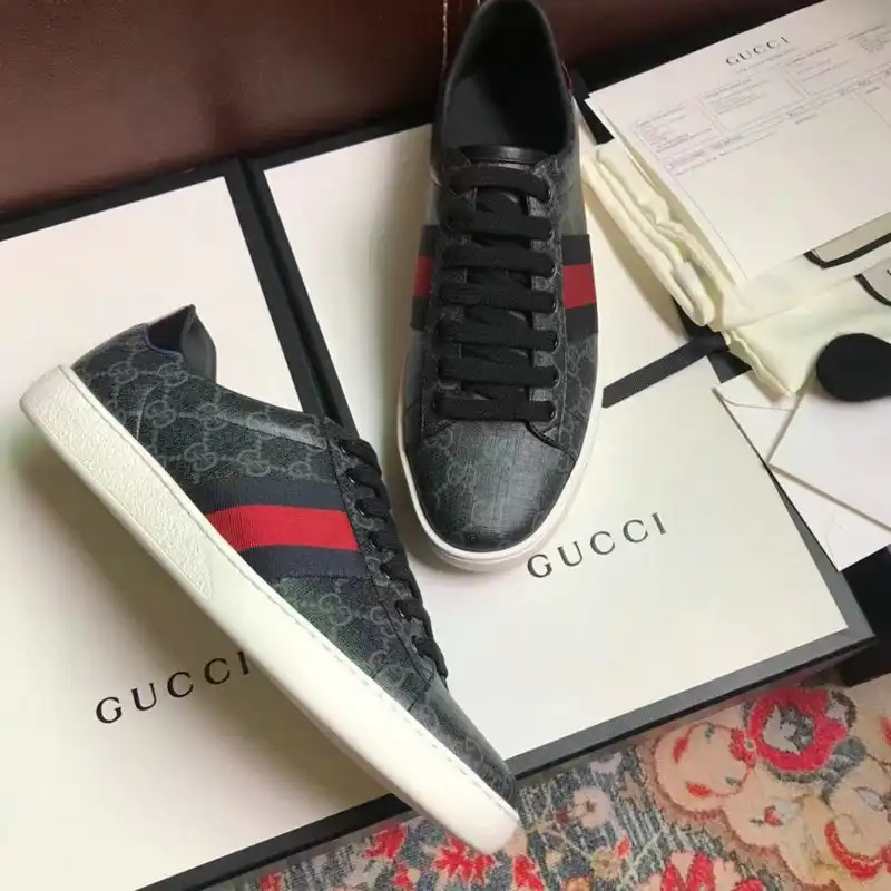 Cheap Gucci s Shoes 2203HT0001