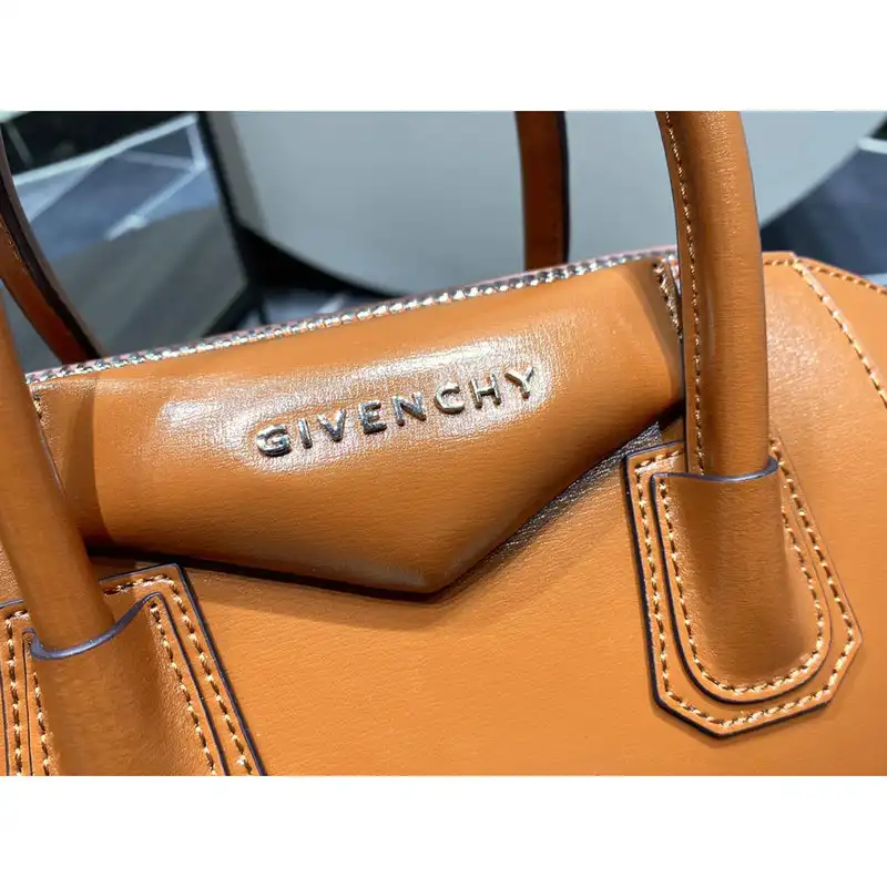 Givenchy Bag 2203RF0004