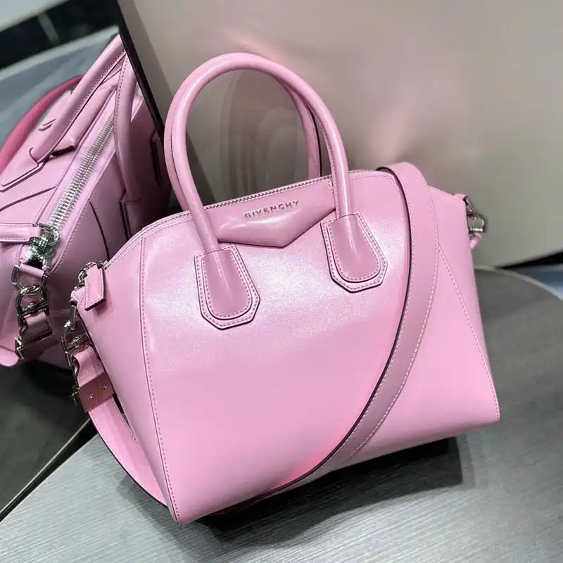 Official FashionRep Givenchy Bag 2203RF0005