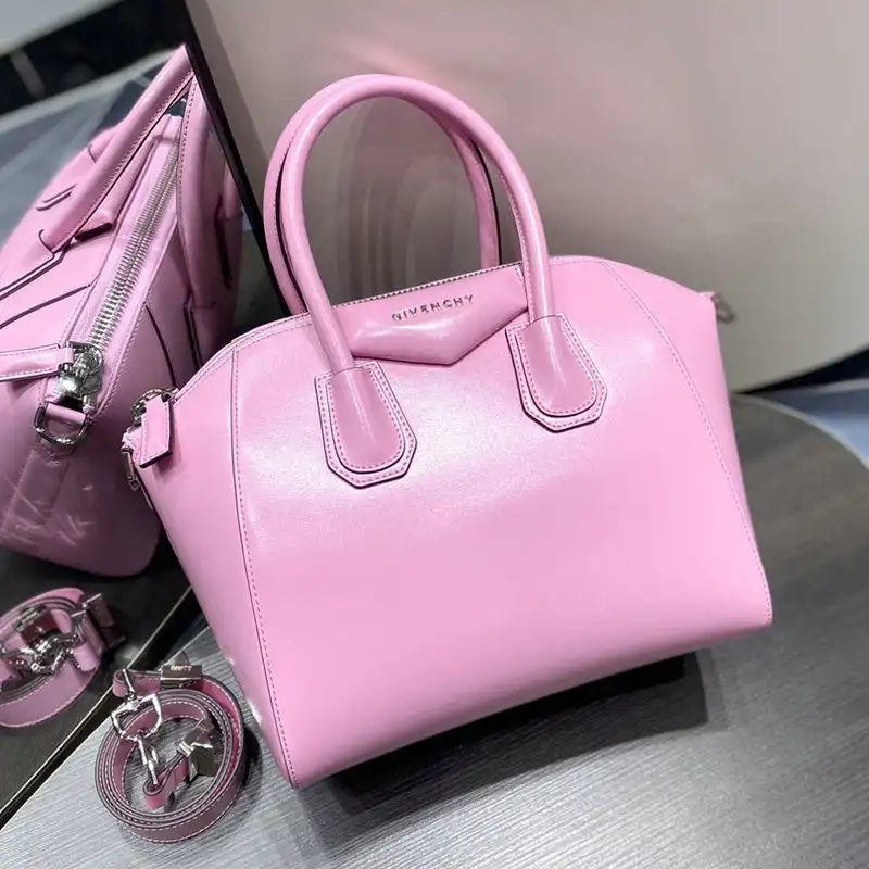 Official FashionRep Givenchy Bag 2203RF0005