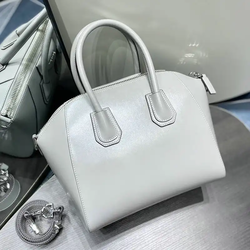 Givenchy Bag 2203RF0007