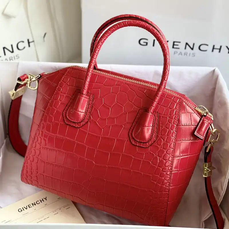 Givenchy Bag 2203RF0009