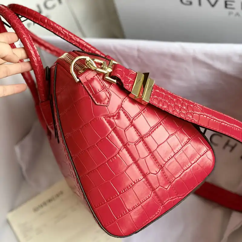 Givenchy Bag 2203RF0009