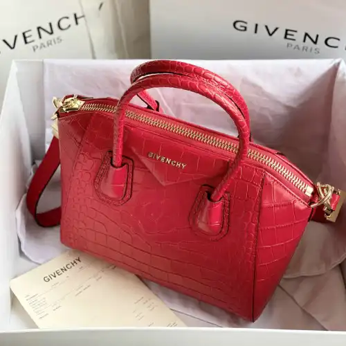 Givenchy Bag 2203RF0009