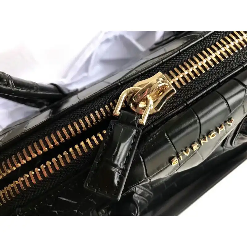 Fashionrepsfam ru Givenchy Bag 2203RF0011