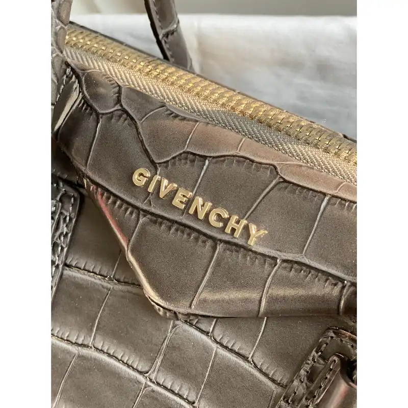 Official Brother Sam Givenchy Bag 2203RF0013