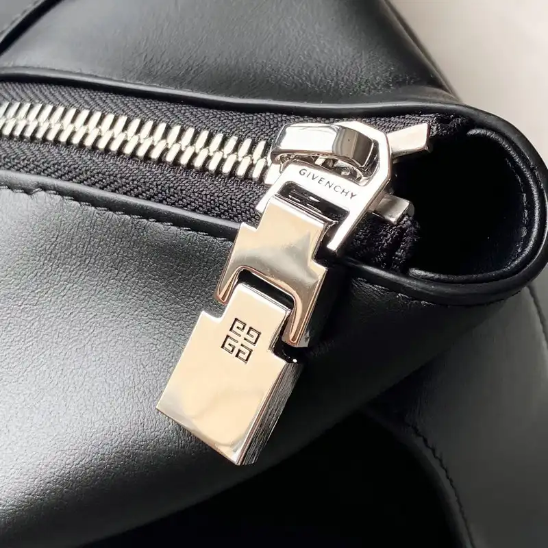 Givenchy Bag 2203RF0019