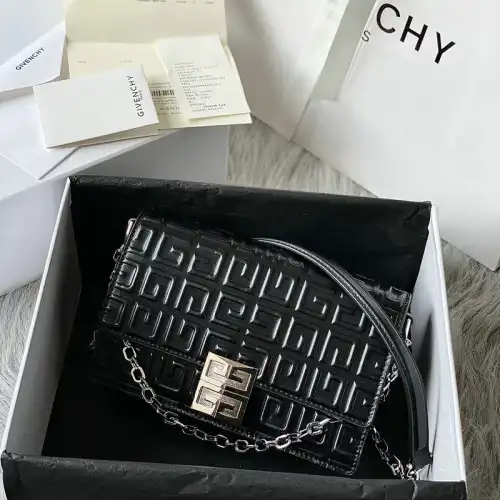 Givenchy Bag 2203RF0022