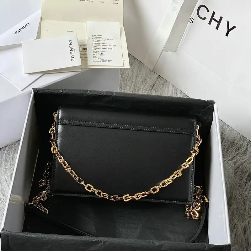 Givenchy Bag 2203RF0023