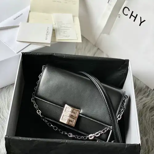 Givenchy Bag 2203RF0024