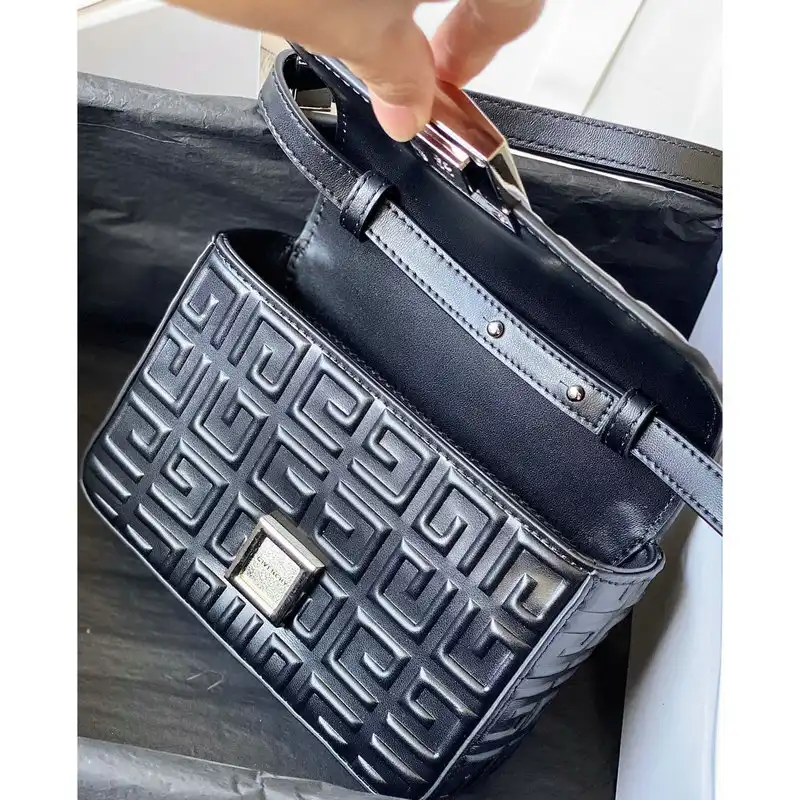 Givenchy Bag 2203RF0030