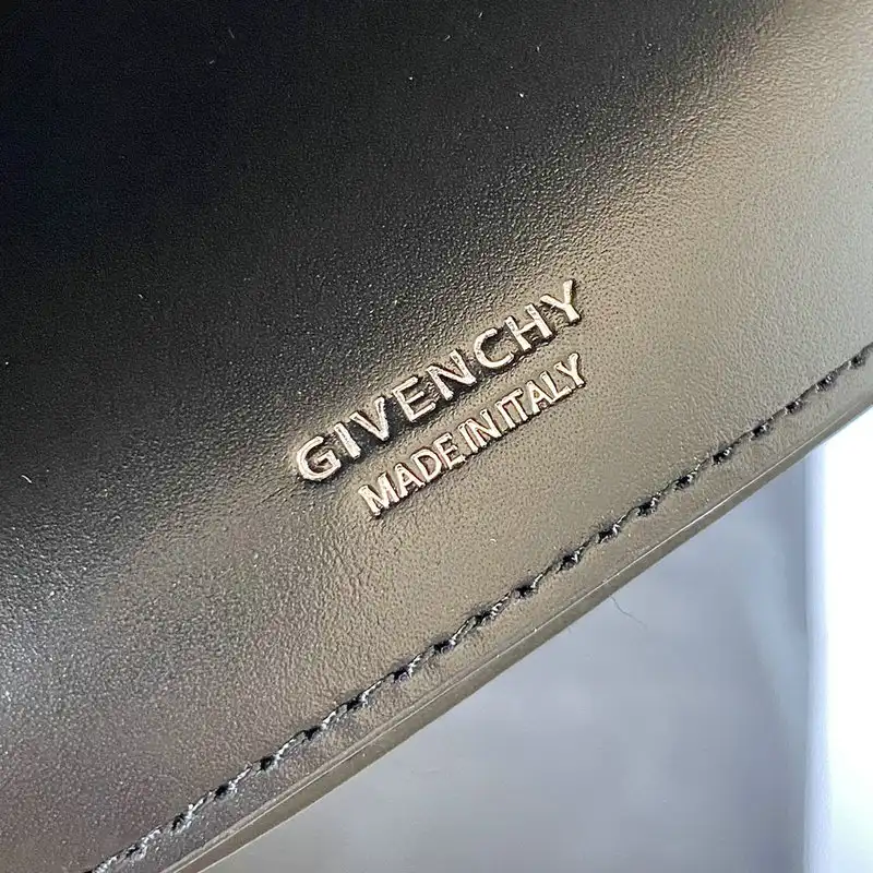 Givenchy Bag 2203RF0031