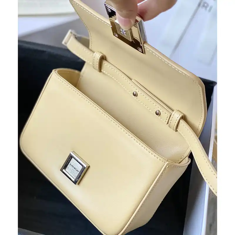 Fashionrep Givenchy Bag 2203RF0034