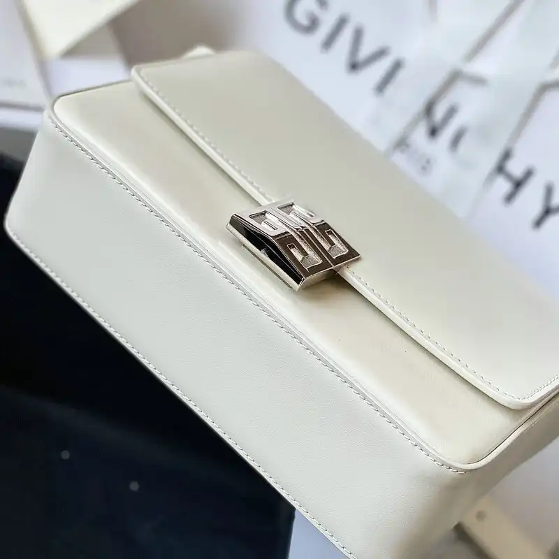 Givenchy Bag 2203RF0041