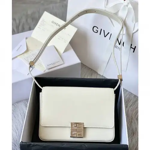 Givenchy Bag 2203RF0041