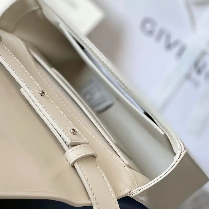 Givenchy Bag 2203RF0041