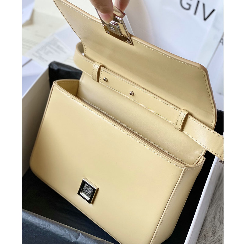 FASH Givenchy Bag 2203RF0042