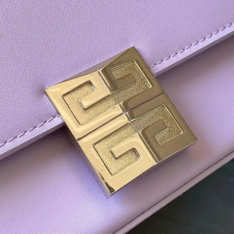 Givenchy Bag 2203RF0043