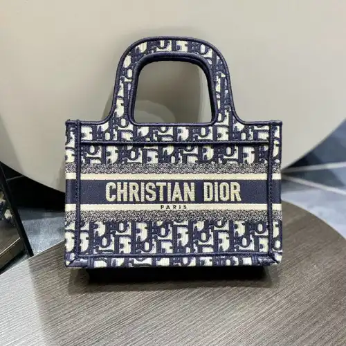 Dio Bag 2203RF0052