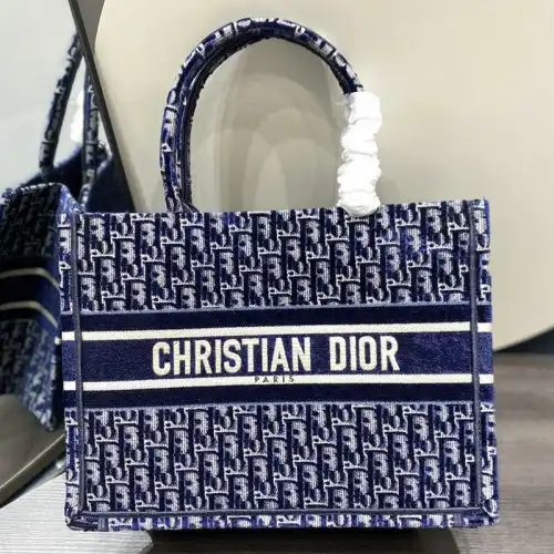 Dio Bag 2203RF0068