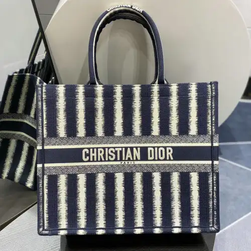 Dio Bag 2203RF0103