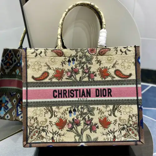 Dio Bag 2203RF0110