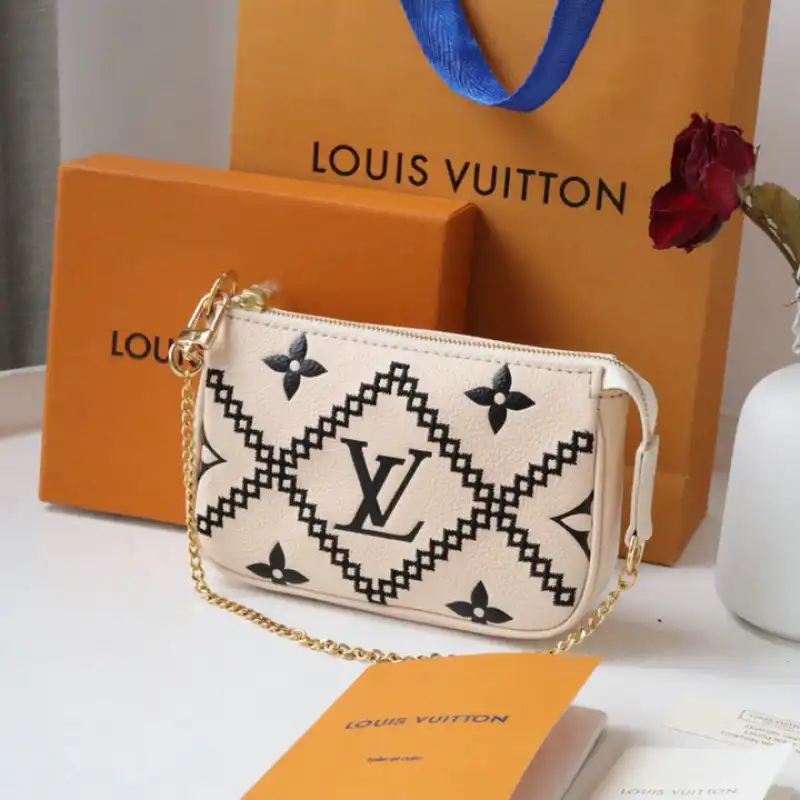 LV Bag 2204DJ0003