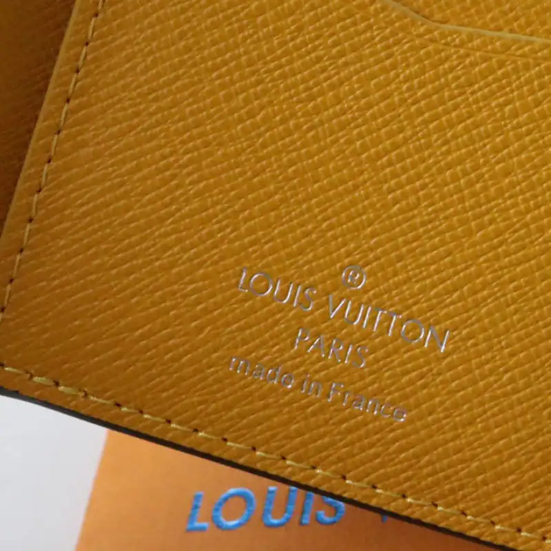 FASH LOUIS VUITTON Bag 2204DJ0005