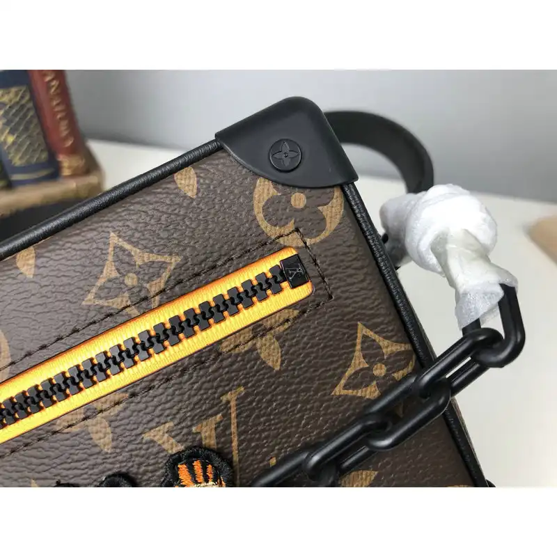 LV Bag 2204DJ0024