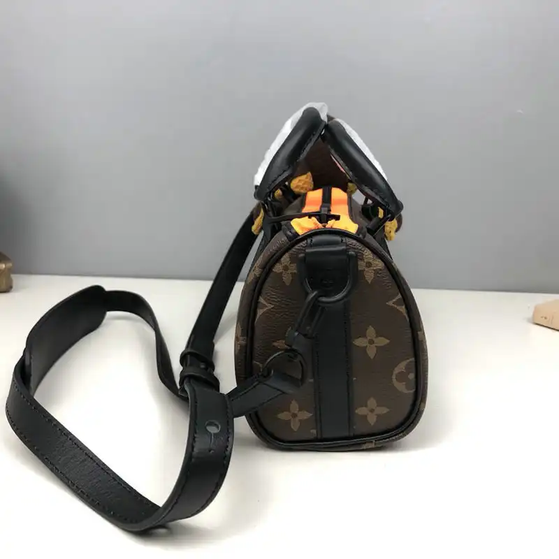 LV Bag 2204DJ0025