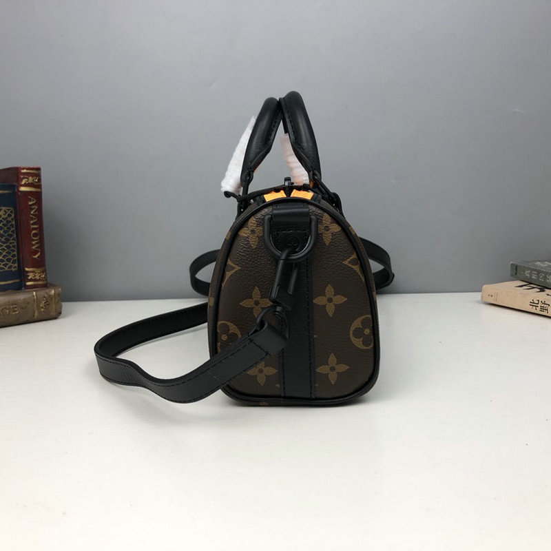 FASH LOUIS VUITTON Bag 2204DJ0026