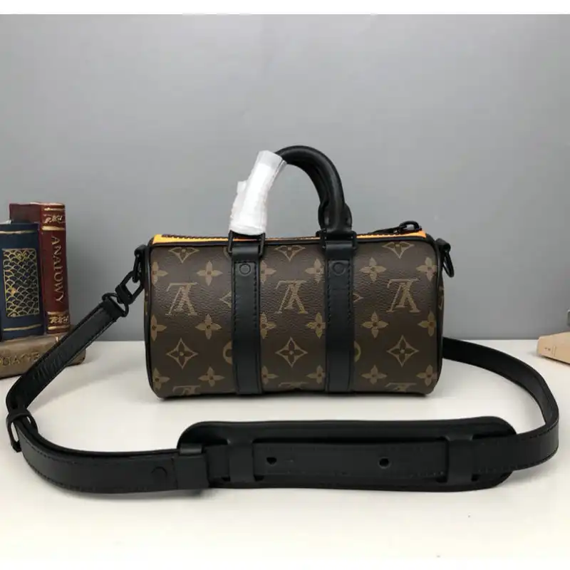 Fashionrep LV Bag 2204DJ0026