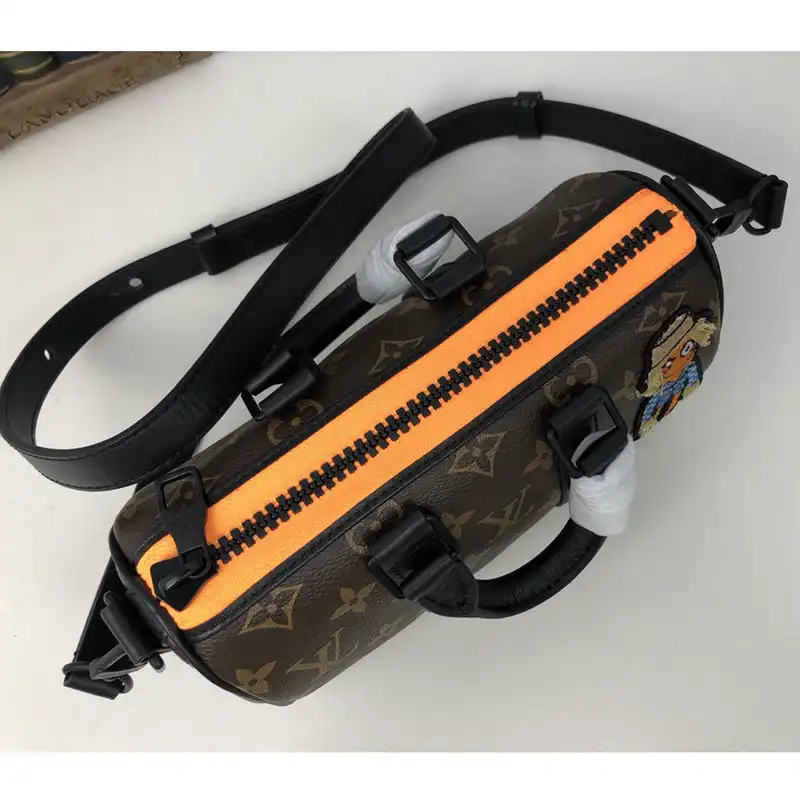 LV Bag 2204DJ0026