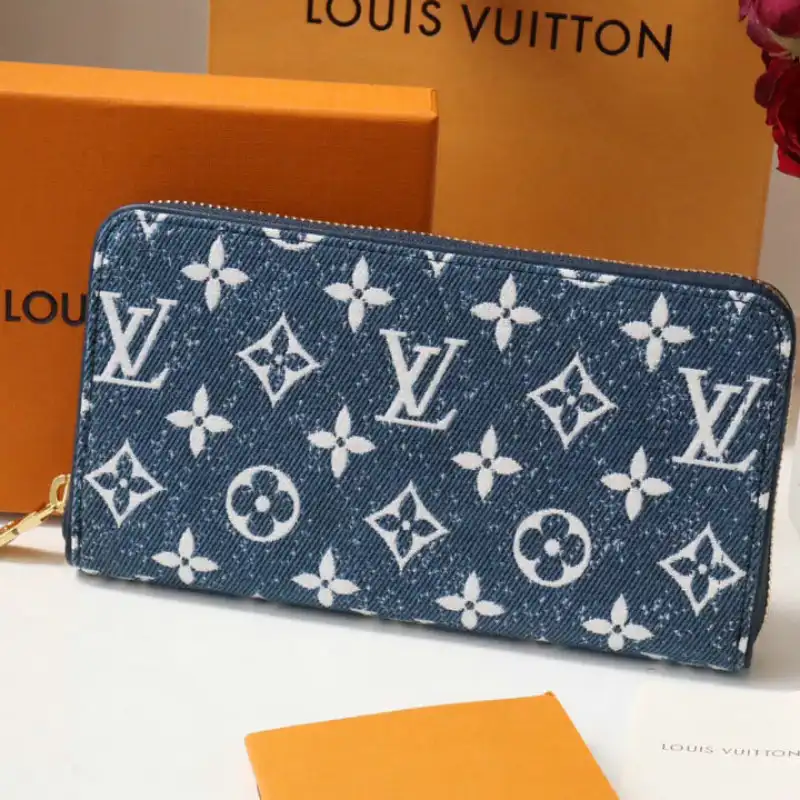 Fashionrepsfam ru LV Bag 2204DJ0037