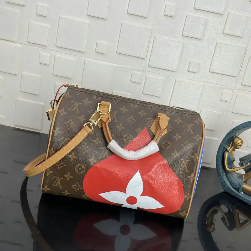 Fashionrepsfam ru LV Bag 2204DJ0038