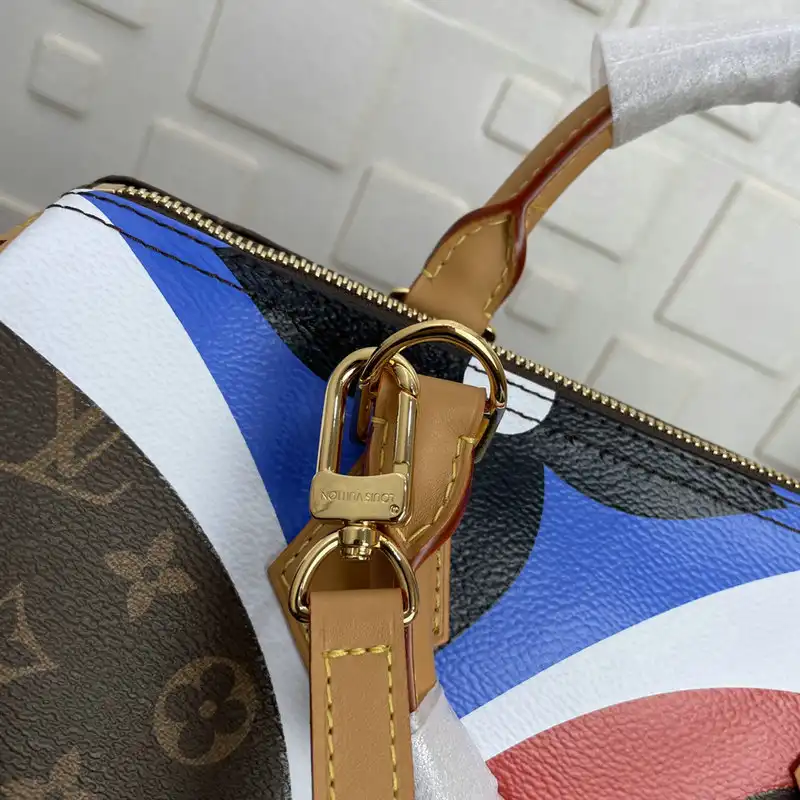 LV Bag 2204DJ0038