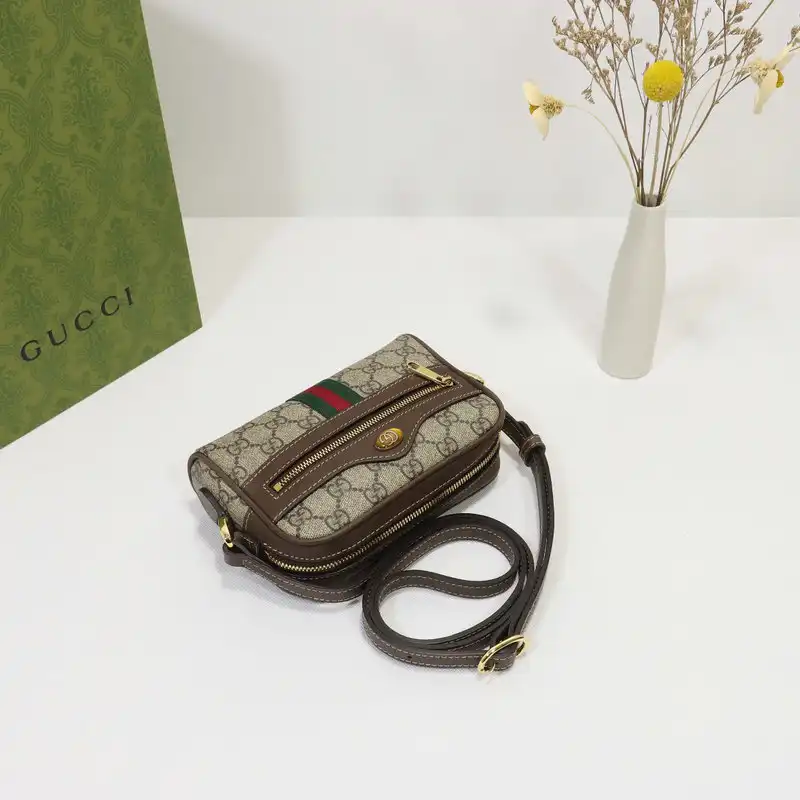 Cheap Gucci Bag 2204DJ0041