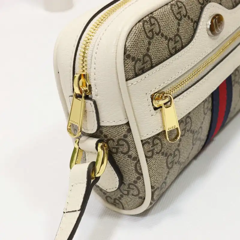 Gucci Bag 2204DJ0042