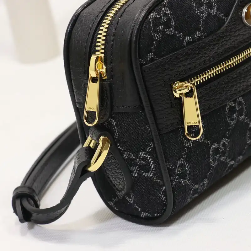 Gucci Bag 2204DJ0043