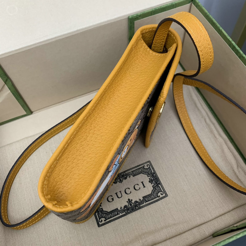 FASH Gucci Bag 2204DJ0063