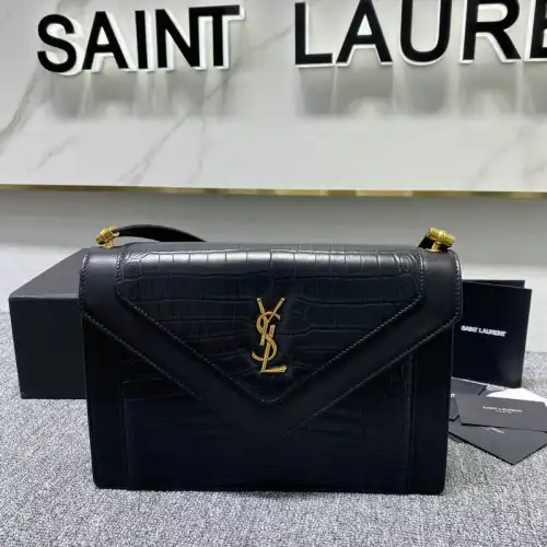 YSL Bag 2204HS0108