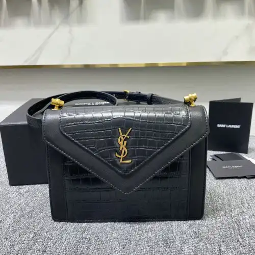 YSL Bag 2204HS0109