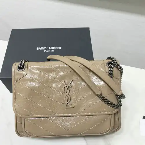 YSL Bag 2204HS0126